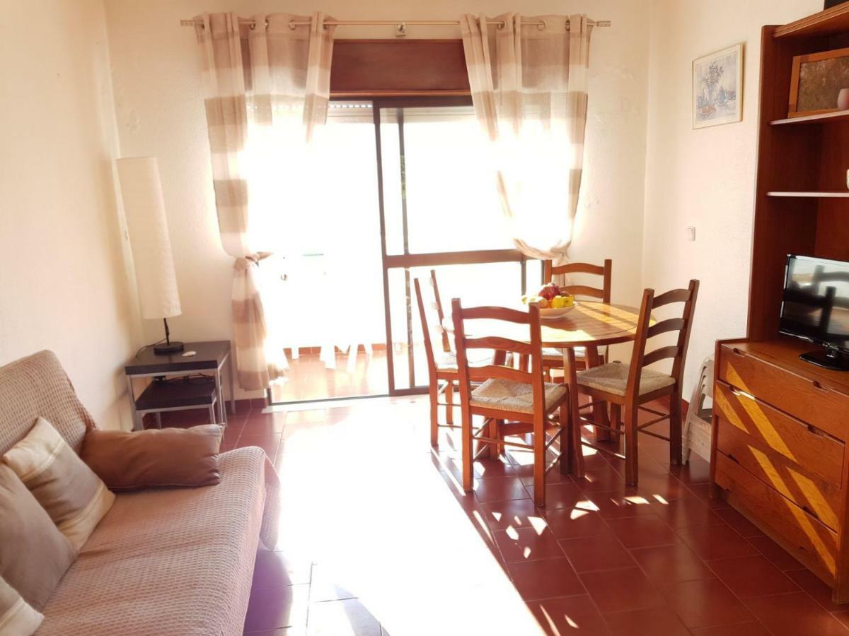 Apartamento Correia Αλμπουφέιρα Εξωτερικό φωτογραφία