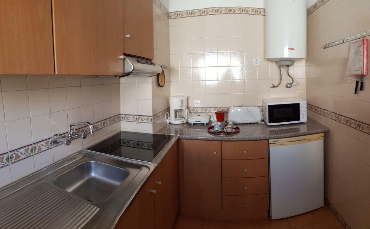 Apartamento Correia Αλμπουφέιρα Εξωτερικό φωτογραφία