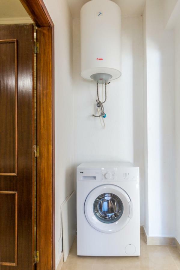 Apartamento Correia Αλμπουφέιρα Εξωτερικό φωτογραφία